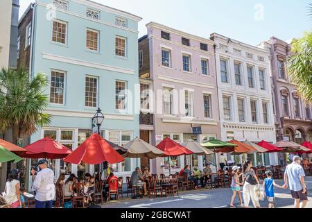 Charleston Caroline du Sud, 2ème dimanche sur King Street, shopping restaurants piétons piétons seulement quartier d'affaires entreprises, famille voisins, Banque D'Images