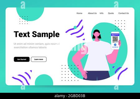 la femme vaccinée utilisant un passeport d'immunité numérique sur l'écran de smartphone risque sans risque covid-19 pandémie Illustration de Vecteur