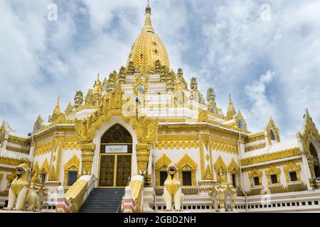 Swe Taw Myat, Buddha Tooth Relic,Pagode Yangon, Myanmar Banque D'Images