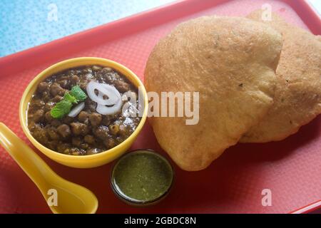 Chole Bhature personne Banque D'Images