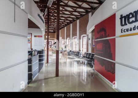 IBARRA, EQUATEUR - 28 JUIN 2015 : intérieur d'une gare ferroviaire dans la ville d'Ibarra, Equateur Banque D'Images