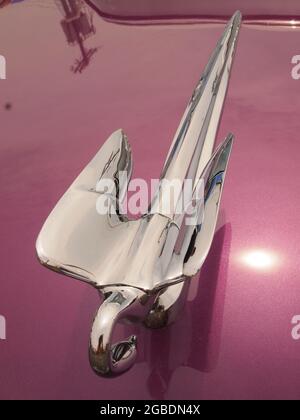 Détails d'une voiture classique vus lors d'un récent salon automobile du New Jersey. Les détails sont les ornements de capot, les grils et l'intérieur des vieilles voitures uniques exposés. Voiture historique Banque D'Images