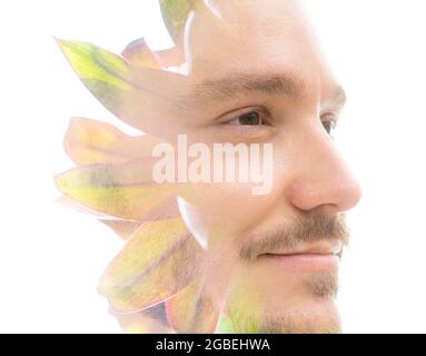 Portrait d'un homme gros plan coloré double exposition Banque D'Images