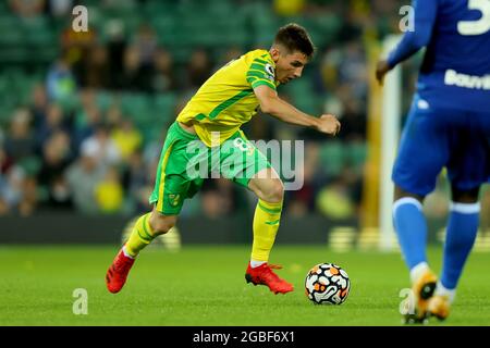 3 août 2021 ; Carrow Road, Norwich, Royaume-Uni. Football amical avant la saison, Norwich City versus Gillingham ; Billy Gilmour de Norwich City Banque D'Images