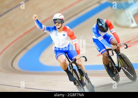 Florian Grengbo (FRA), Rayan Helal (FRA), 3 AOÛT 2021 - Cyclisme : finale de Sprint par l'équipe masculine lors des Jeux Olympiques de Tokyo 2020 au Vélodrome d'Izu à Shizuoka, Japon. (Photo de Shuraro Mochizuki/AFLO) Banque D'Images