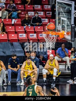 Edmonton, Canada. 02 août 2021. Jakeen Gant (7) des Rattlers de la Saskatchewan vus en action pendant la Ligue canadienne de basket-ball élite de 2021 entre les Rattlers de la Saskatchewan et les Edmonton Stingers au Edmonton Expo Centre. (Note finale; Saskatchewan Rattlers 78:85 Edmonton Stingers) crédit: SOPA Images Limited/Alay Live News Banque D'Images