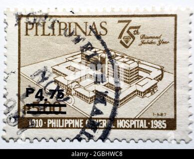 Un timbre-poste des Philippines réémis en 1987, l'hôpital général des Philippines a été imprimé, l'hôpital général des Philippines anniversaire de 75th vers Banque D'Images