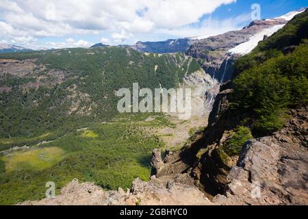 Montagne Tronador et glaciers d'Alerce et de Castano Overa Banque D'Images
