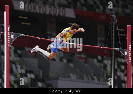 DUPLANTIS Armand (SWE) lauréat de la Médaille d'or lors des Jeux Olympiques Tokyo 2020, finale de la voûte polaire des hommes d'athlétisme le 3 août 2021 au Stade Olympique de Tokyo, Japon - photo Yuya Nagase / photo Kishimoto / DPPI Banque D'Images
