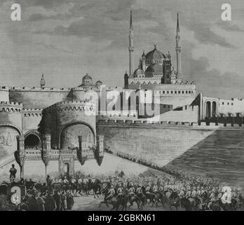 Égypte. Occupation du Caire par les Britanniques. Entrée de la cavalerie britannique dans la citadelle par la porte de Bab-el-Azab, où elle a eu lieu le massacre des Mamluks en 1811. Dessin de Juan Comba. Gravure de Rico. La Ilustración Española y Americana, 1882. Banque D'Images