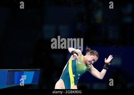 Tokyo, Japon. 4 août 2021. MELISSA WU (AUS) participe à la compétition préliminaire de plate-forme de 10 m pour les femmes lors des Jeux Olympiques de Tokyo en 2020 au Centre aquatique de Tokyo. (Image de crédit: © Rodrigo Reyes Marin/ZUMA Press Wire) Banque D'Images