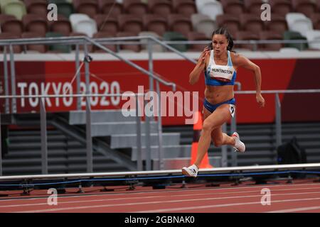 Tokyo, Japon. 4 août 2021. HUNTINGTON Maria (fin) Athlétisme : Heptathlon féminin à 200m pendant les Jeux Olympiques de Tokyo 2020 au Stade National de Tokyo, Japon . Credit: AFLO SPORT/Alay Live News Banque D'Images