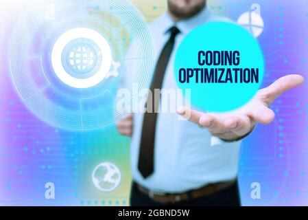 Affiche affichant l'optimisation de l'encodage. Concept signification méthode de modification de code pour améliorer la qualité du code Gentelman tenue de debout uniforme Nouveau Banque D'Images