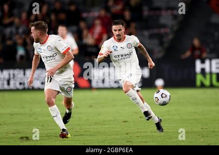 SYDNEY, AUSTRALIE - 02 MARS : Jamie Maclaren de Melbourne City claque le ballon lors du match de football Hyundai A-League entre le Western Sydney Wanderers FC et le Melbourne City FC le 02 mars 2021 au Bankwest Stadium de Sydney, en Australie. Crédit : Steven Markham/Speed Media/Alay Live News Banque D'Images