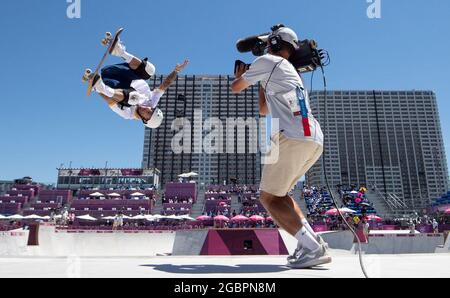 Tokio, Japon. 05 août 2021. Skateboard : Jeux Olympiques, parc, hommes, finale au parc sportif urbain Aomi. Pedro Barros du Brésil en action. Credit: Marijan Murat/dpa/Alamy Live News Banque D'Images