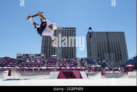 Tokio, Japon. 05 août 2021. Skateboard : Jeux Olympiques, parc, hommes, finale au parc sportif urbain Aomi. Pedro Barros du Brésil en action. Credit: Marijan Murat/dpa/Alamy Live News Banque D'Images