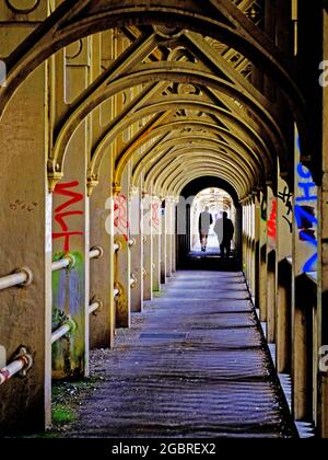 Arches de pont de haut niveau Newcastle upon Tyne rendu célèbre dans le film Get carter Banque D'Images