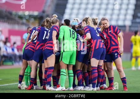 Kashima, Japon. 05 août 2021. L'équipe des États-Unis se rencontre avant le match de Tokyo 2020 du tournoi de football olympique féminin entre l'Australie et les États-Unis au stade Ibaraki Kashima, à Kashima, au Japon. Crédit: SPP Sport presse photo. /Alamy Live News Banque D'Images