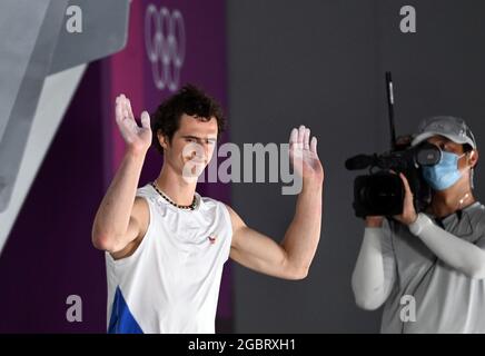 Tokyo, Japon. 05 août 2021. Escalade : Jeux Olympiques, combinés, Bouldering, hommes, finale au parc sportif urbain Aomi. Adam Ondra de République tchèque. Credit: Marijan Murat/dpa/Alamy Live News Banque D'Images