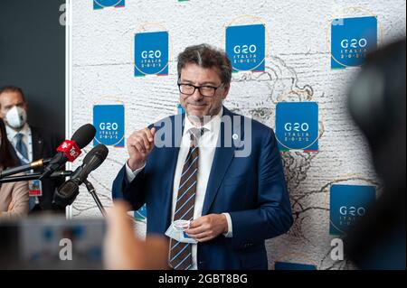 Trieste, Italie. 05 août 2021. Conférence de presse de la ministre Giancarlo Giorgetti après la réunion ministérielle transformation numérique pour la reprise de l'économie, présidée par le sous-secrétaire Anna Ascani du jour 5 août 2021 au Centre de congrès de Trieste. (Photo de Claudia Calderone/Pacific Press) crédit: Pacific Press Media production Corp./Alay Live News Banque D'Images