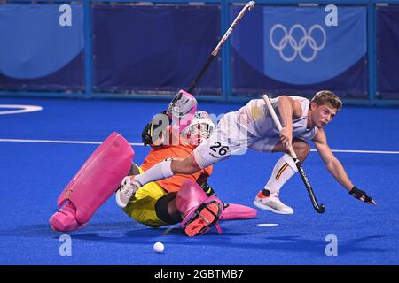 WEGNEZ Victor Nicky B (bel), droite, contre goalwart CHARTE Andrew Lewis (AUS, action, duels, Australie - Belgique AUS - bel 1: 1 (2: 3 après la fusillade), hockey, finale, hockey hommes, hommes sur 05.08. 2021, Oi Hockey Stadium, Jeux Olympiques d'été 2020, du 23 juillet au 8 août 2021 à Tokyo/Japon. Banque D'Images