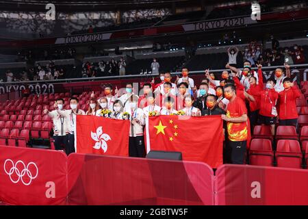Tokyo, Japon. 05 août 2021. Tokyo, Japon. 6 août 2021 : Tokyo, Japon. 6 août 2021 : Tokyo, Japon. 5 août 2021 : Tokyo, Japon. 5 août 2021. (De gauche à droite) Groupe d'équipe de Hong Kong (HKG), Groupe d'équipe de Chine (CHN) tennis de table : cérémonie de la Médaille de l'équipe féminine lors des Jeux Olympiques de Tokyo 2020 au Tokyo Metropolitan Gymnasium à Tokyo, Japon . Crédit: Naoki Morita/AFLO SPORT/Alamy Live News crédit: AFLO Co. Ltd./Alamy Live News Banque D'Images