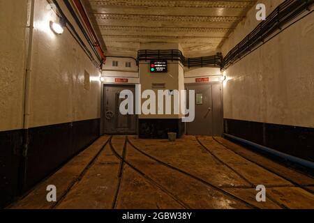 HUNSPACH, FRANCE, 24 juin 2021 : entrée de l'Ouvrace Schoenenbourg aujourd'hui. Le fort, fortification de la ligne Maginot, est le plus grand ouvert au public Banque D'Images