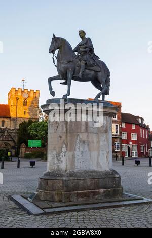 Angleterre, Hampshire, Petersfield, Statue équestre du Prince William III à cheval Banque D'Images