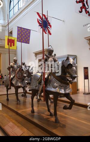 Section Chevaliers en armes et armure du Metropolitan Museum of Art de New York Banque D'Images