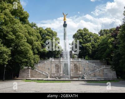 Monument de la paix et terrasse Prinzregent-Luitpold à Munich, Allemagne. Banque D'Images