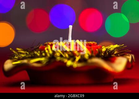 Concept de Noël avec décoration et arrière-plan des ligths de bokeh Banque D'Images