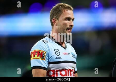 SYDNEY, AUSTRALIE - 10 AVRIL : Matt Moylan des requins regarde pendant le match des cinq NRL entre les Sydney Roosters et les Cronulla Sharks au Sydney Cricket Ground, le 10 avril 2021 à Sydney, en Australie. Credit: Pete Dovgan/Speed Media/Alay Live News Banque D'Images