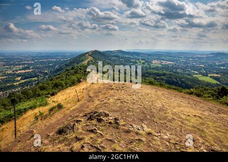 Vue vers le sud le long des collines de Malvern depuis Summer Hill, Worcestershire, Angleterre Banque D'Images