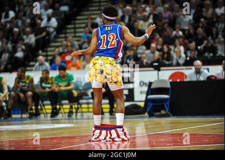 The Harlem Globetrotters Entertaining Sheffield Arena, Sheffield Banque D'Images