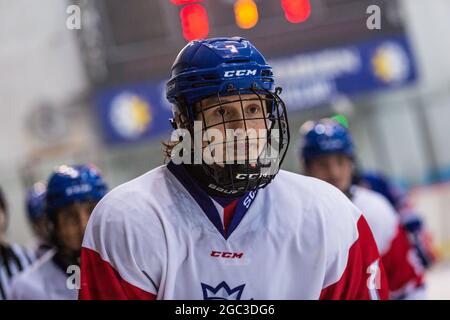 Breclav, République tchèque. 06e août 2021. Jakub Hujer (CZE) est vu pendant la Hlinka Gretzky Cup U-18, match Tchèque contre USA, le 6 août 2021, à Breclav, République Tchèque. Crédit: Jaroslav Svoboda/CTK photo/Alamy Live News Banque D'Images