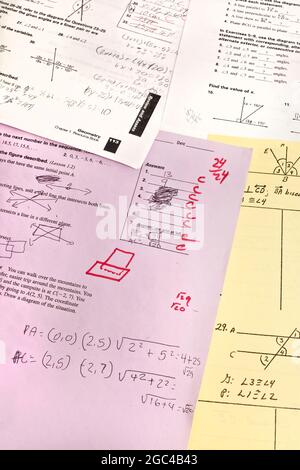 Quiz mathématiques des élèves du secondaire V Banque D'Images