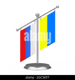 Deux drapeaux de bureau Fabric Ukraine et Russie sur socle en acier Spire sur fond blanc. Rendu 3d Banque D'Images