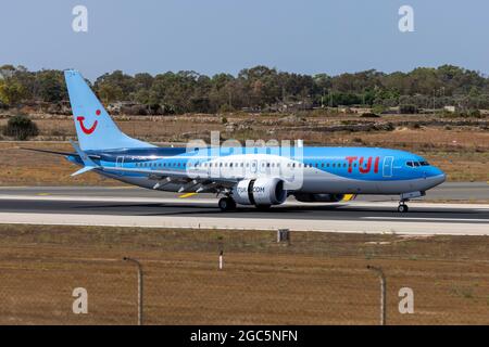 TUI (TUI Airways) Boeing 737-8 MAX (Reg. : G-TUMC), l'un des derniers ajouts à la flotte de TUI. Banque D'Images