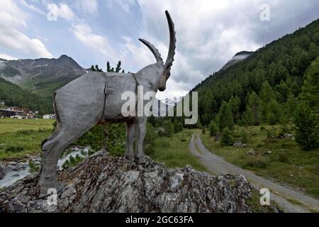 Sculptures en bois à Solda (BZ), Tyrol du Sud, Italie Banque D'Images