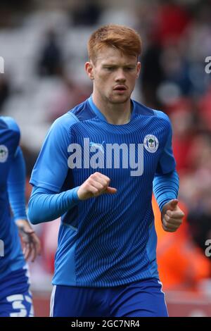 SUNDERLAND, ROYAUME-UNI. 7 AOÛT Luke Robinson de Wigan Athletic se réchauffe lors du match Sky Bet League 1 entre Sunderland et Wigan Athletic au stade de Light, Sunderland, le samedi 7 août 2021. (Crédit : will Matthews | MI News) crédit : MI News & Sport /Alay Live News Banque D'Images