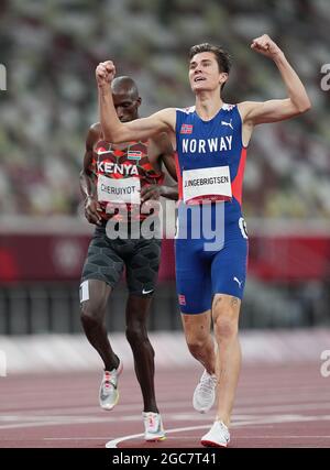 Tokyo, Japon. 7 août 2021. Jakob Ingebrigtsen, de Norvège, célèbre après avoir remporté la finale masculine du 1500m aux Jeux Olympiques de Tokyo en 2020, à Tokyo, au Japon, le 7 août 2021. Crédit: Li Yibo/Xinhua/Alay Live News Banque D'Images