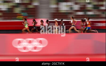 Jeux olympiques de Tokyo 2020 - Athlétisme - 10000m féminin - Stade olympique, Tokyo, Japon - 7 août 2021. Vue générale REUTERS/Andrew Boyers