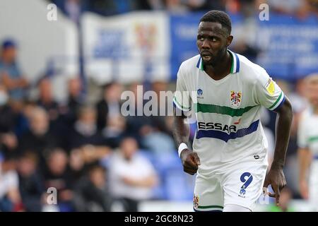 Birkenhead, Royaume-Uni. 07e août 2021. Mani Dieseruvwe de Tranmere Rovers regarde dessus. EFL Skybet football League Two Match, Tranmere Rovers v Walsall à Prenton Park, Birkenhead, Wirral le samedi 7 août 2021. Cette image ne peut être utilisée qu'à des fins éditoriales. Utilisation éditoriale uniquement, licence requise pour une utilisation commerciale. Aucune utilisation dans les Paris, les jeux ou les publications d'un seul club/ligue/joueur.pic par Chris Stading/Andrew Orchard sports Photography/Alamy Live News crédit: Andrew Orchard sports Photography/Alamy Live News Banque D'Images