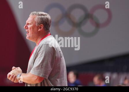 Tokyo, Japon. 7 août 2021. L'entraîneur-chef du Danemark, Nikolaj Jacobsen, réagit lors de la finale du handball masculin entre la France et le Danemark aux Jeux Olympiques de Tokyo 2020 à Tokyo, au Japon, le 7 août 2021. Credit: FEI Maohua/Xinhua/Alamy Live News Banque D'Images