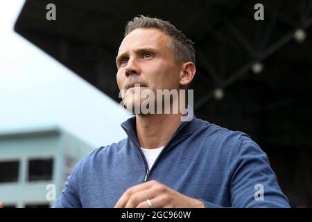 Birkenhead, Royaume-Uni. 07e août 2021. Matthew Taylor, responsable de Walsall, regarde. EFL Skybet football League Two Match, Tranmere Rovers v Walsall à Prenton Park, Birkenhead, Wirral le samedi 7 août 2021. Cette image ne peut être utilisée qu'à des fins éditoriales. Utilisation éditoriale uniquement, licence requise pour une utilisation commerciale. Aucune utilisation dans les Paris, les jeux ou les publications d'un seul club/ligue/joueur.pic par Chris Stading/Andrew Orchard sports Photography/Alamy Live News crédit: Andrew Orchard sports Photography/Alamy Live News Banque D'Images