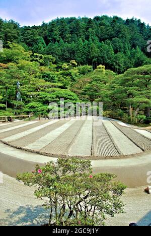 Jardin de sable sec à Ginkakuji, Kyoto, Japon Banque D'Images