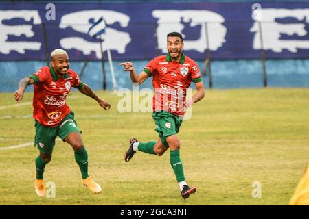 Sorocaba, Sao Paulo, Brésil. 7 août 2021. (SPO) Championnat brésilien de football 4e division : Sao Bento et Portuguesa. 7 août 2021, Sao Bento, Sao Paulo, Brésil : Miguel célèbre son but lors d'un match de football entre Sao Bento et Portuguesa, valable pour le 10e tour de la première phase de la 4e division du Championnat brésilien de football, qui s'est tenue au stade Walter Ribeiro, à Sorocaba-SP, le samedi (7). Portuguesa a gagné 3-2. (Credit image: © Ronaldo Barreto/TheNEWS2 via ZUMA Press Wire) Banque D'Images