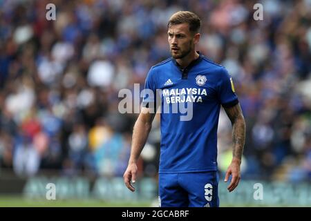 Cardiff, Royaume-Uni. 07e août 2021. Joe Ralls de Cardiff City regarde. Match de championnat EFL Skybet, Cardiff City et Barnsley au Cardiff City Stadium de Cardiff, pays de Galles, le samedi 7 août 2021. Cette image ne peut être utilisée qu'à des fins éditoriales. Utilisation éditoriale uniquement, licence requise pour une utilisation commerciale. Aucune utilisation dans les Paris, les jeux ou les publications d'un seul club/ligue/joueur. photo par Andrew Orchard/Andrew Orchard sports Photography/Alamy Live News crédit: Andrew Orchard sports Photography/Alamy Live News Banque D'Images