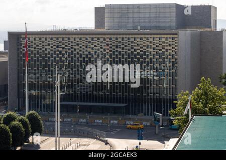 Taksim, Istanbul - Turquie - juin 26 2021 : vue sur le nouveau centre culturel Ataturk (AKM) Banque D'Images