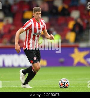 07 août 2021 - Brentford v Valencia - pré-saison amicale - Brentford Community Stadium Brentford's Vitaly Janelt pendant le match au Brentford Community Stadium, Londres. Crédit photo : © Mark pain / Alamy Live News Banque D'Images